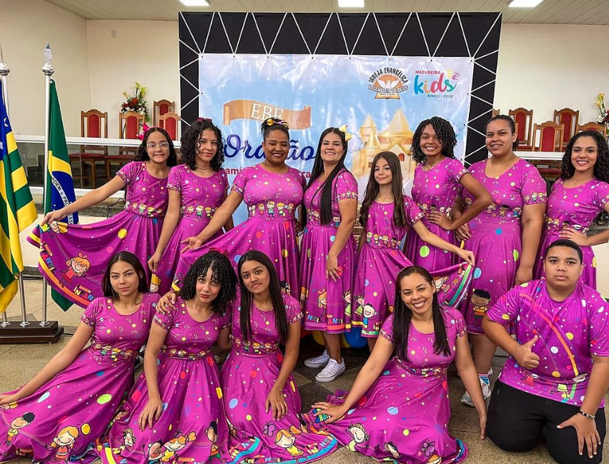 Vestidos para fardamentos 2024 evangelicos